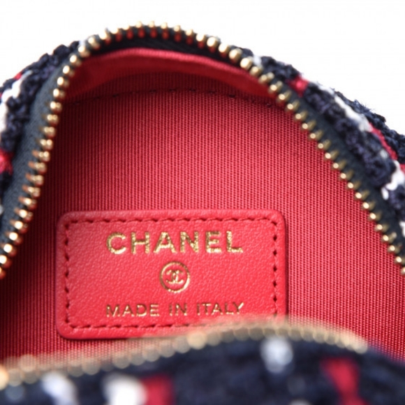 CHANEL 19 Round Clutch on chain tweed - Picture 6 of 16